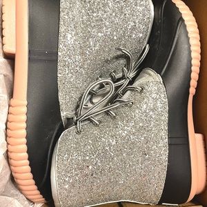 Simply Southern Glitter Duck Boots
